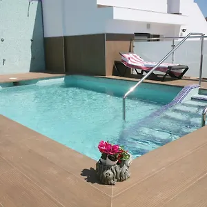 apartamentos-balcon-de-nerja-adults-only.1costadelsol.com/